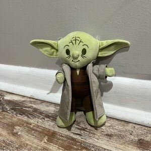 Disney Parks Star Wars Yoda NuiMO